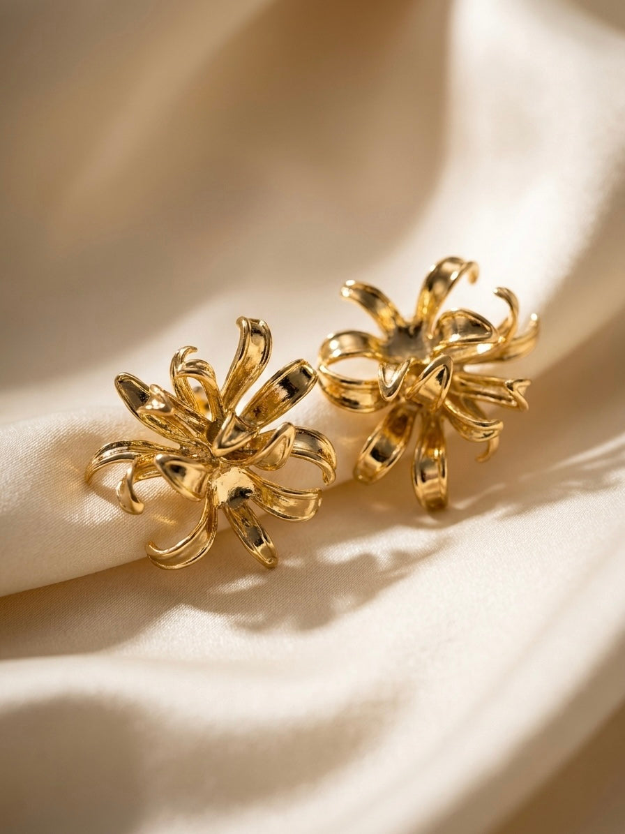 Fleur | Floral Stud Earrings
