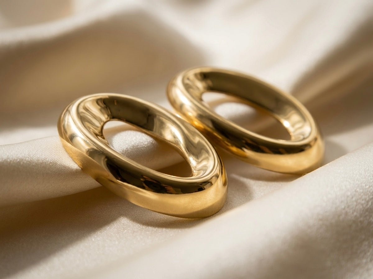 Ova | Chunky Oval Hoop Earrings
