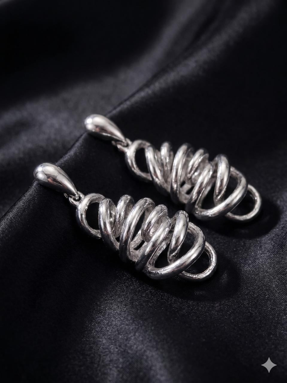Évora Spiral Drop Earrings