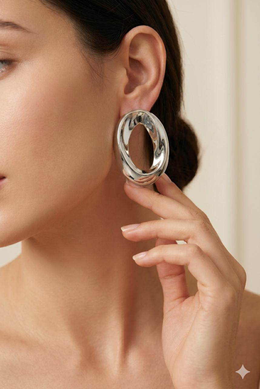 Évora Sculptural Oval Stud Earrings
